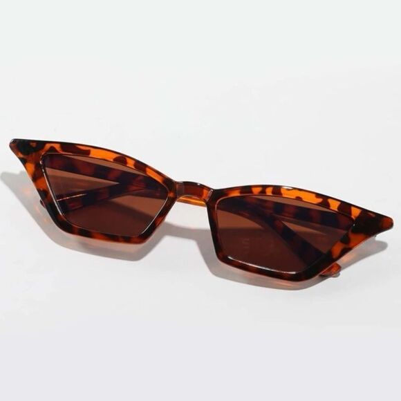 🆕Tortoiseshell Cat Eye Brown Tinted Lens Sunglasses - Picture 2 of 4